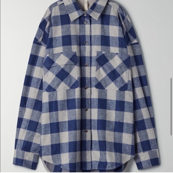 The Group by Babaton Fisher Flannel / Shacket Button Up - Picture 5 of 9